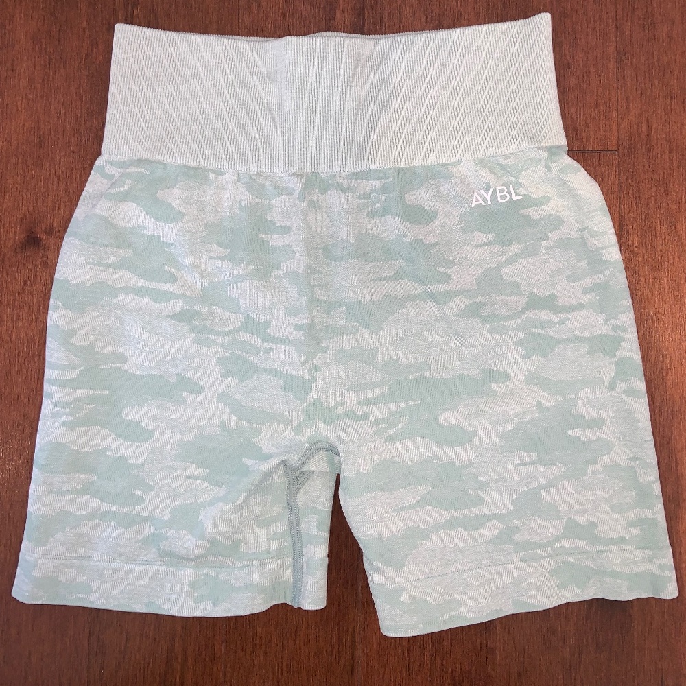 AYBL Evolve Animal Seamless Shorts - green